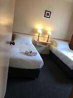 Bega Downs Motor Inn
