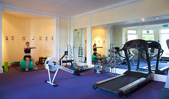 Bournemouth Carlton Hotel by Belvilla