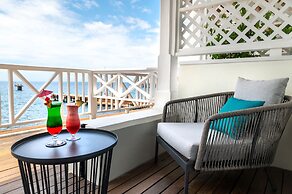 Fort Young Hotel