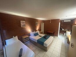 Pine Tree Motel