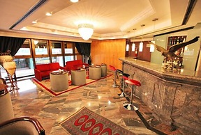 Sabe Center Hotel
