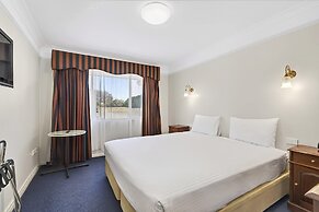 The Clifton Motel