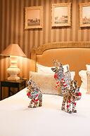 Hôtel Chateaubriand Champs Elysées