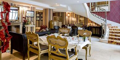 Hôtel Chateaubriand Champs Elysées