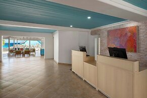Crystal Cove, A Tribute Portfolio All-Inclusive Resort