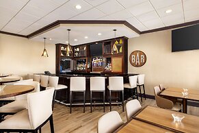 DoubleTree by Hilton Hotel New Orleans Airport