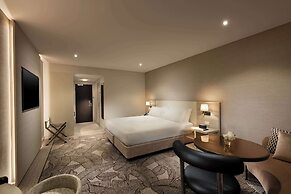 Hilton Darwin
