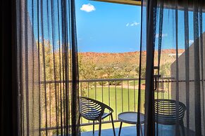 DoubleTree by Hilton Alice Springs