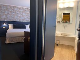 Hôtel Pergolèse Paris Champs Elysées