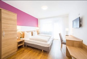 Hotel S16