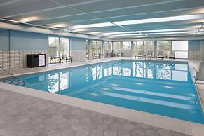 Four Points by Sheraton Point Edward Sarnia