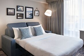 Four Points by Sheraton Point Edward Sarnia