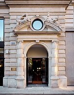Miiro Palais Rudolf