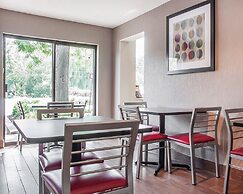 Comfort Inn Simcoe