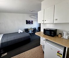 Spanish Lady Motel