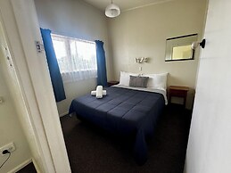 Spanish Lady Motel