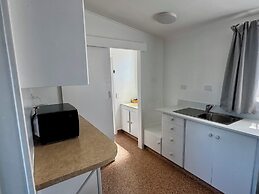 Spanish Lady Motel
