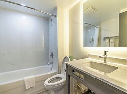 Ramada by Wyndham Kingston