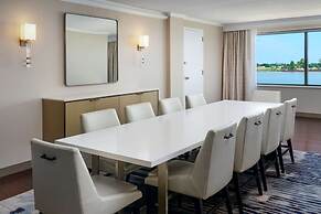 Hilton New Orleans Riverside
