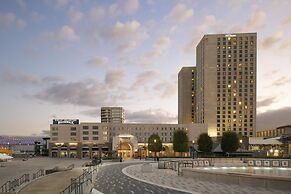 Hilton New Orleans Riverside