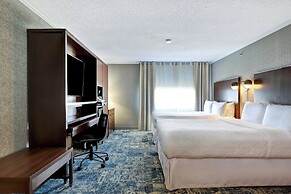 Four Points by Sheraton Toronto Mississauga