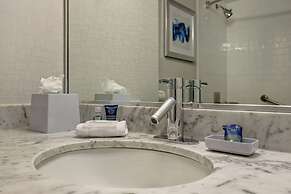 Four Points by Sheraton Toronto Mississauga