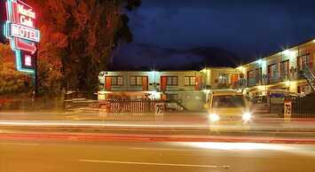 Martin Cash Motel