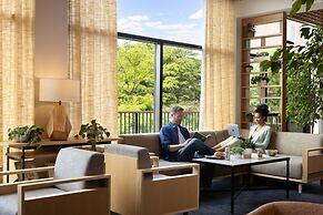 Hotel Champlain Burlington, Curio Collection by Hilton