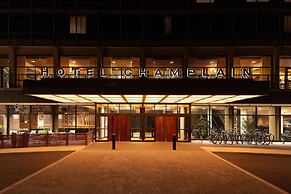Hotel Champlain Burlington, Curio Collection by Hilton
