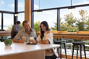 Hotel Champlain Burlington, Curio Collection by Hilton