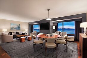 Hotel Champlain Burlington, Curio Collection by Hilton