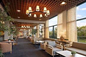 Hotel Champlain Burlington, Curio Collection by Hilton