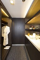 Midas Hotel & Casino