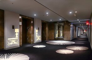 Midas Hotel & Casino