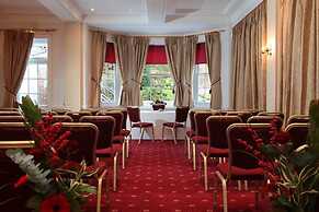 The Chequers Hotel