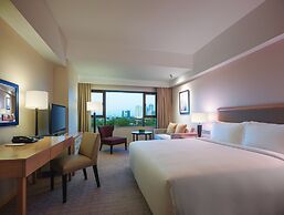 New World Makati Hotel