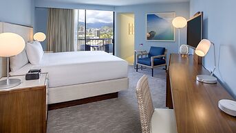 Hyatt Regency Waikiki Beach Resort & Spa