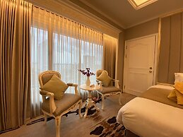 Puteri Wing, Riverside Majestic Hotel