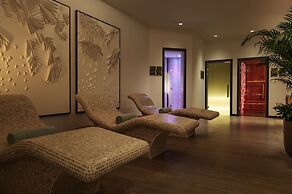 Le Royal Meridien Beach Resort And Spa