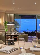 The Cliff Bay, by PortoBay
