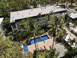 Agincourt Beachfront Apartments