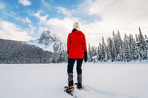 Emerald Lake Lodge