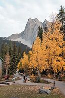 Emerald Lake Lodge