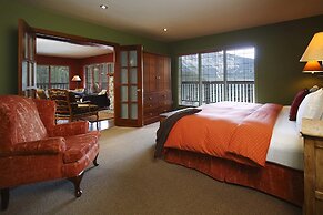 Emerald Lake Lodge