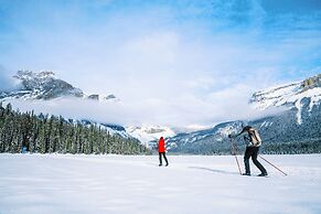 Emerald Lake Lodge