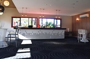 Peppermill Inn