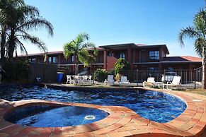 Peppermill Inn