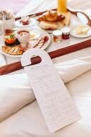 Palm Court Hotel