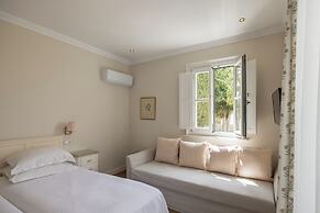 Despotiko Hotel