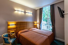 Nayland Hotel